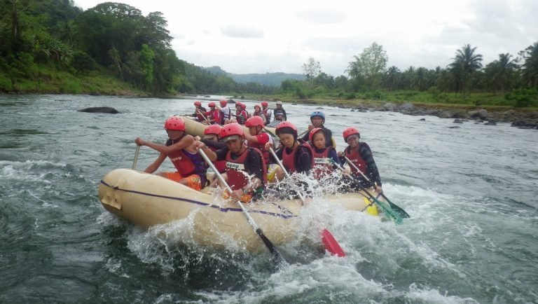 Kagay Whitewater Rafting