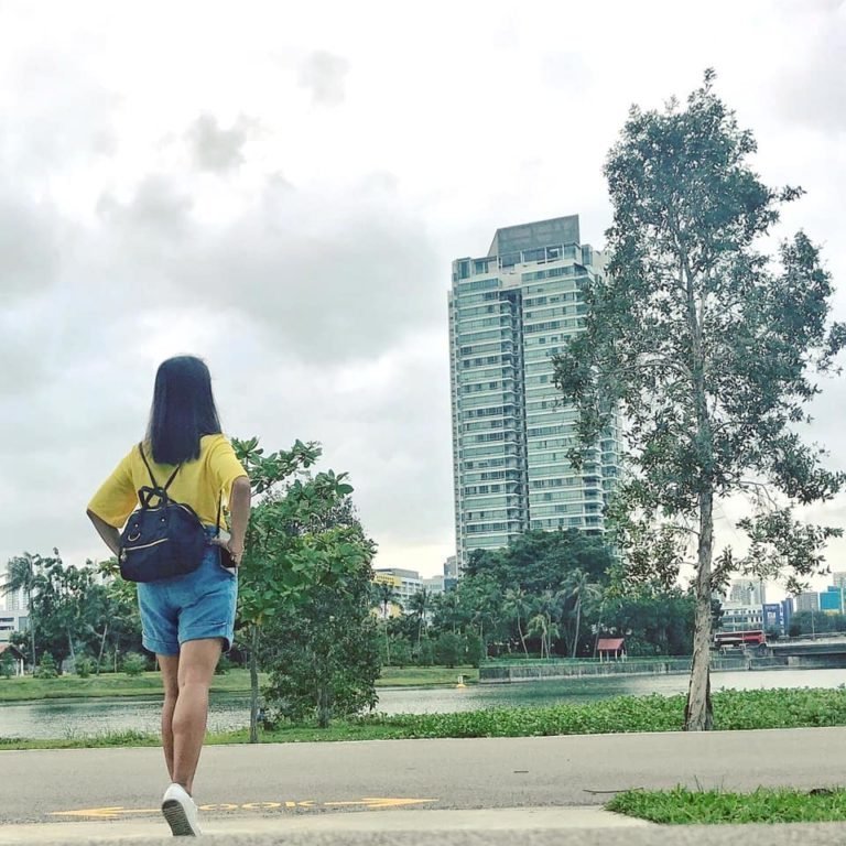 Kallang All Alone