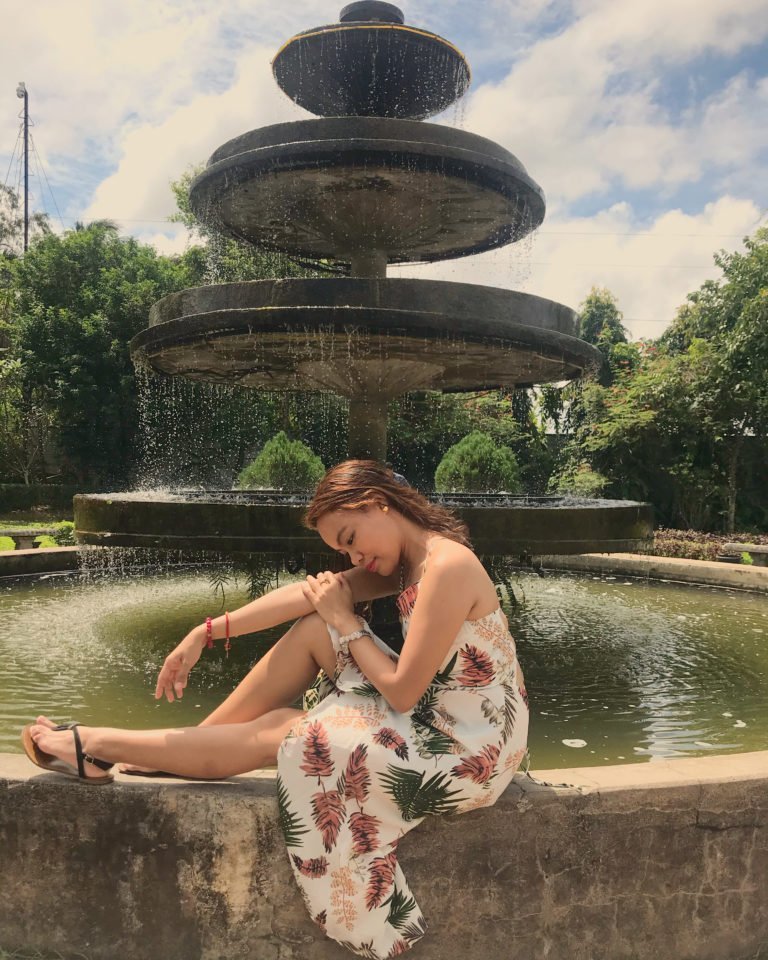 The Romance of Loving Thyself